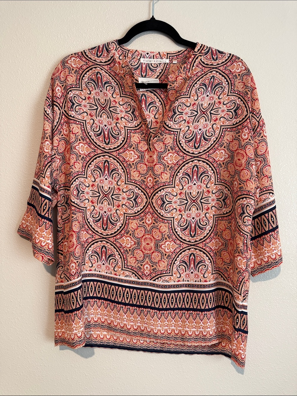 Violet & Claire Coral and Navy Paisley Split-Neck blouse